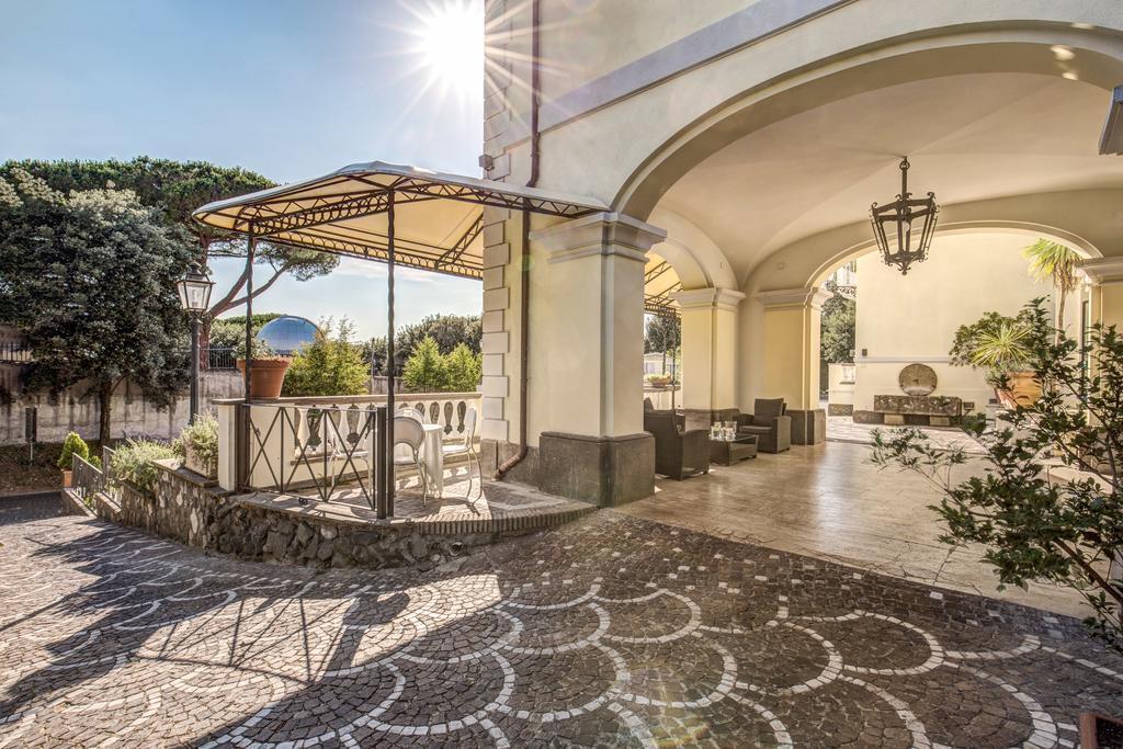 Hotel Castel Vecchio Castel Gandolfo Esterno foto