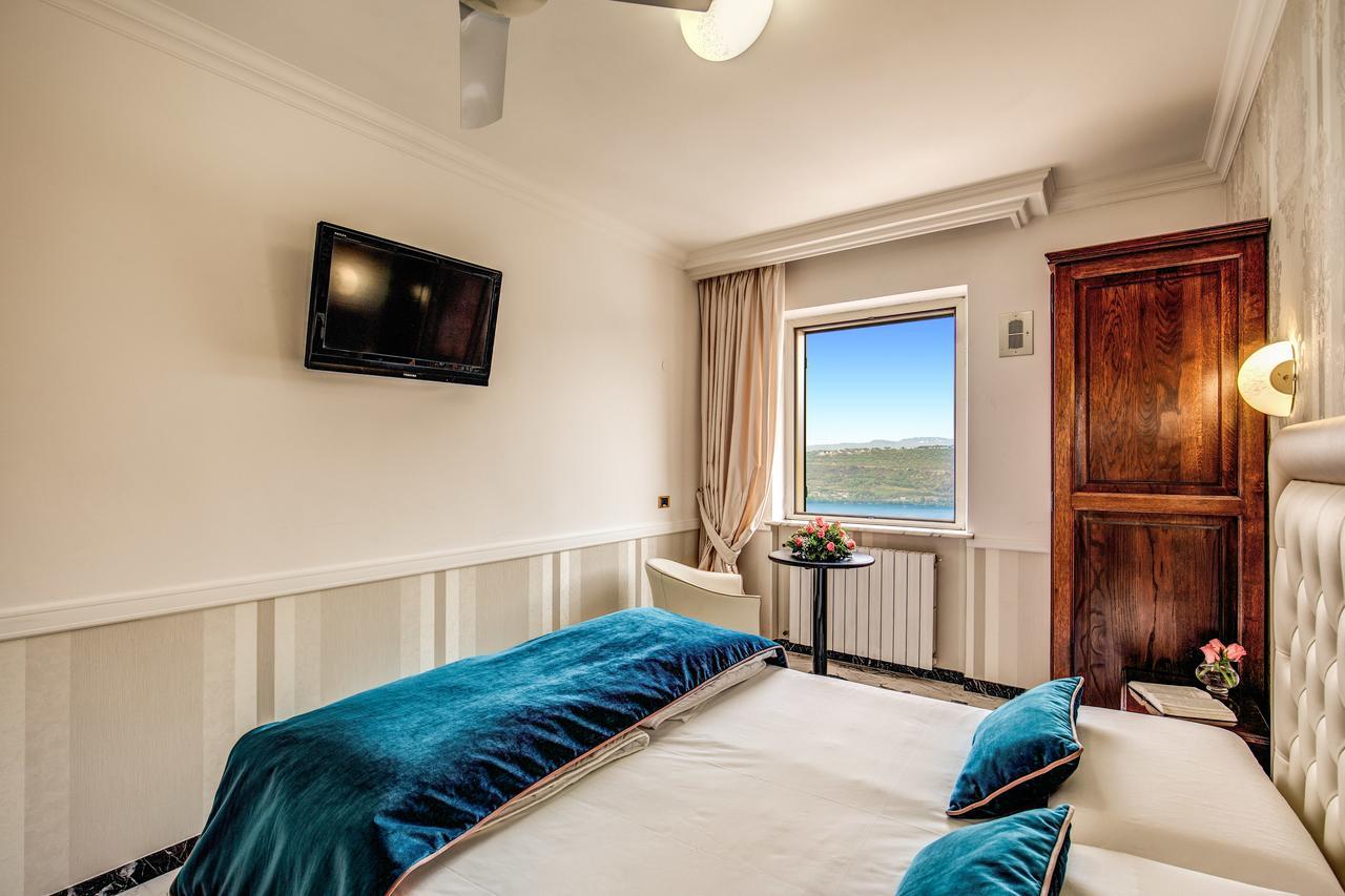 Hotel Castel Vecchio Castel Gandolfo Esterno foto