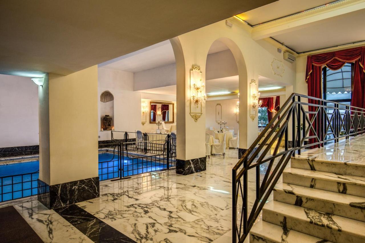 Hotel Castel Vecchio Castel Gandolfo Esterno foto
