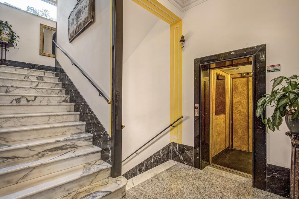 Hotel Castel Vecchio Castel Gandolfo Esterno foto